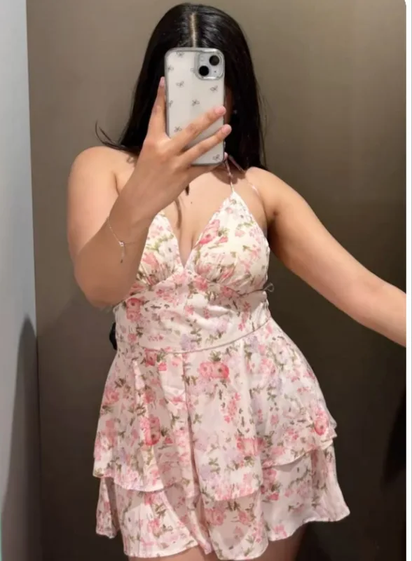 Independent (Bağımsız) Call Girls vs Ajanslar: Doğrudan İletişimin ve Aracısız Hizmetin Avantajları