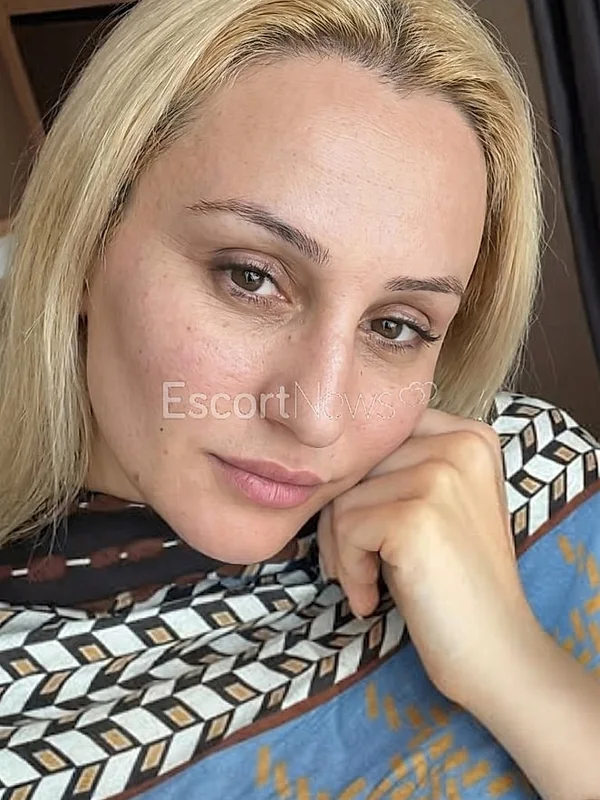 Özge 4